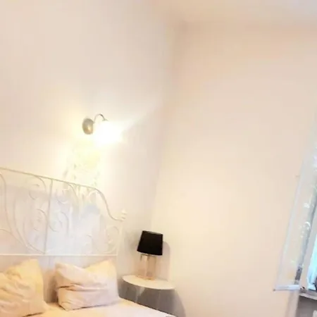 Timisoara Central 2 Bedroom Hotel Serviced Belle Vue Apart By The Park Exterior photo