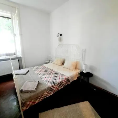 Timisoara Central 2 Bedroom Hotel Serviced Belle Vue Apart By The Park Exterior photo