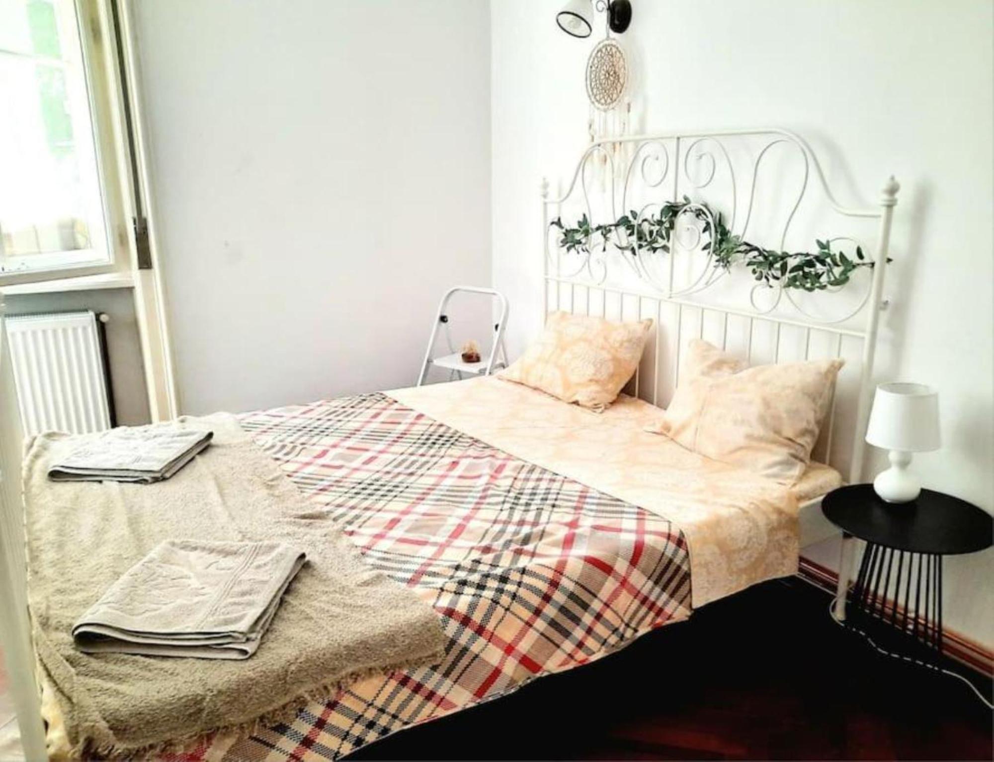 Apartment 2 Bedroom Serviced Belle Vue By The Park